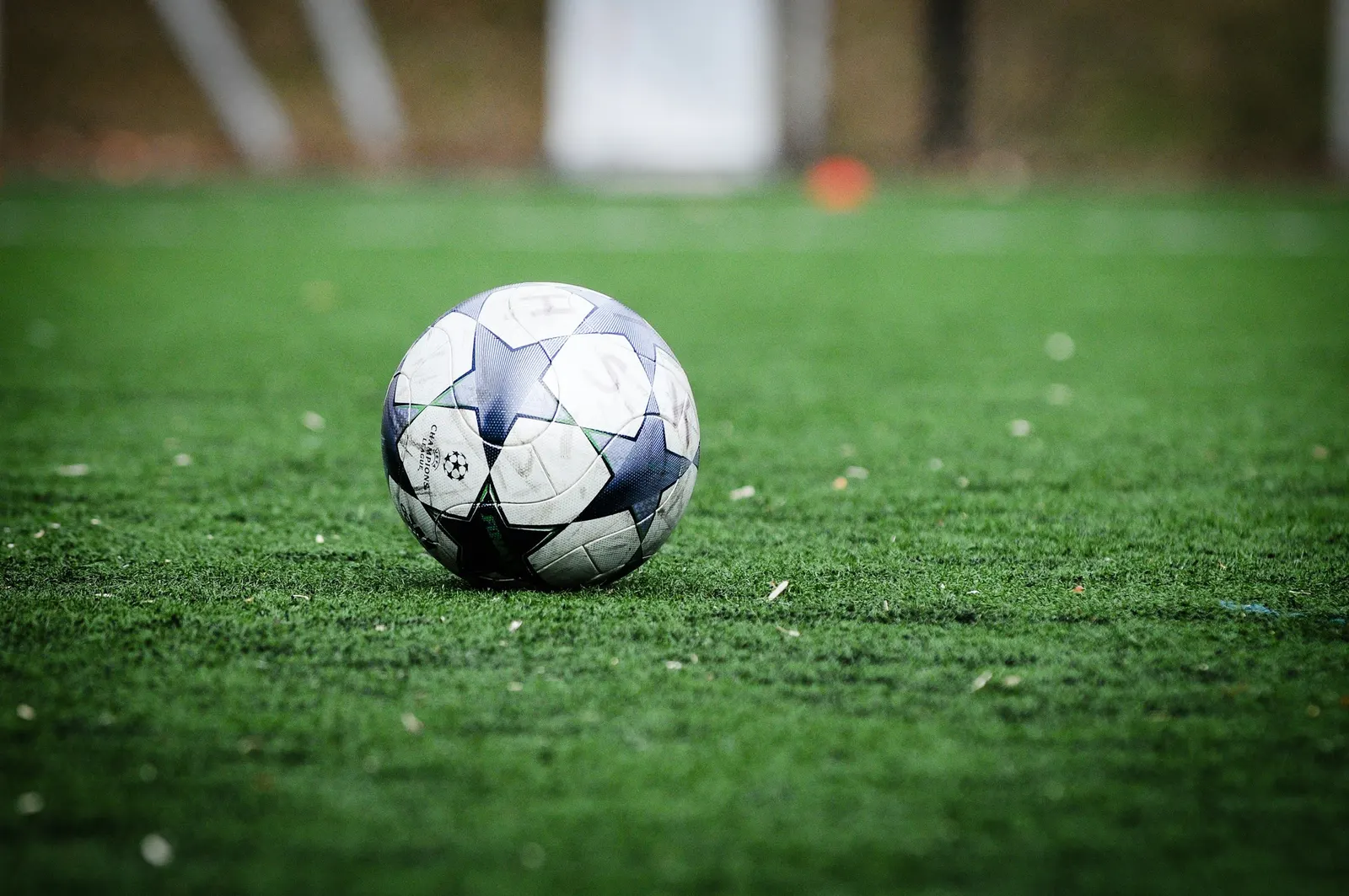 Como escolher uma academia de futebol para seu filho: critérios que importam